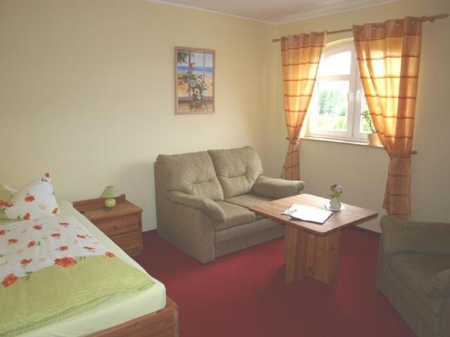 ריבניץ-דאמגארטן Landhotel Zum Honigdieb מראה חיצוני תמונה