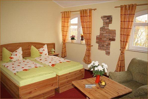 ריבניץ-דאמגארטן Landhotel Zum Honigdieb מראה חיצוני תמונה